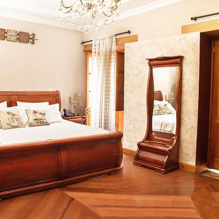 Hotel Boutique Casa Ruth En Cuenca Exteriör bild