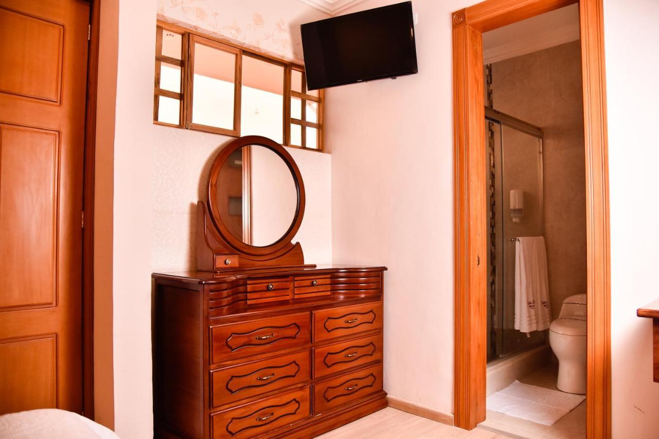 Hotel Boutique Casa Ruth En Cuenca Exteriör bild