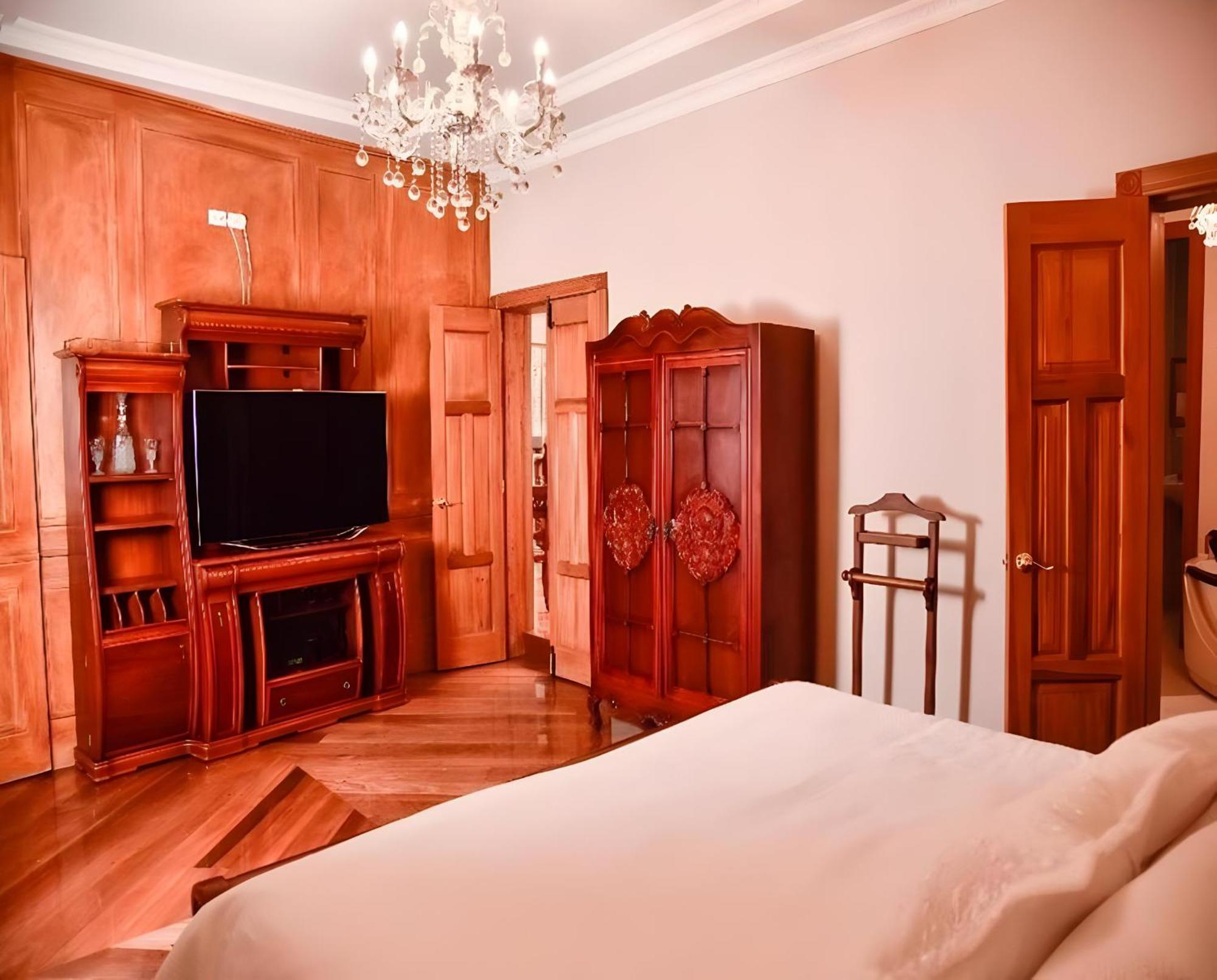 Hotel Boutique Casa Ruth En Cuenca Exteriör bild