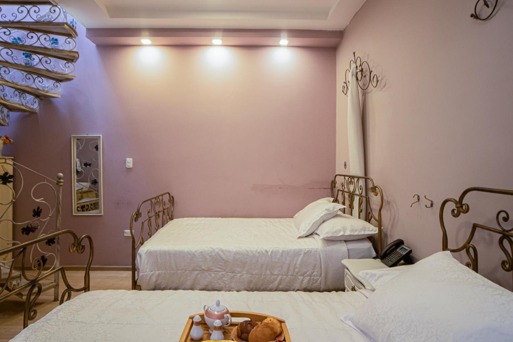 Hotel Boutique Casa Ruth En Cuenca Exteriör bild
